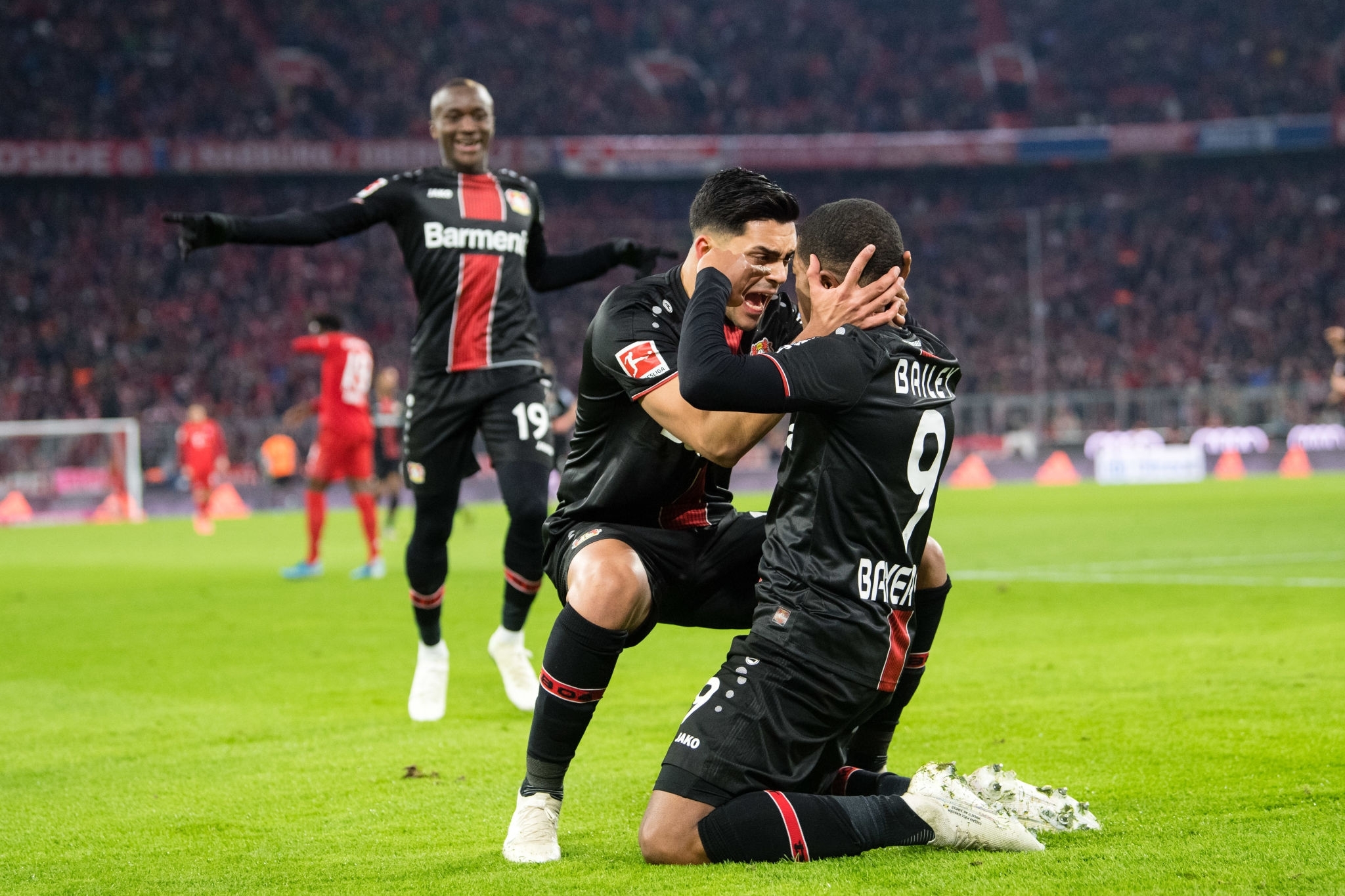 soi-keo-ca-cuoc-bong-da-ngay-6-2-leverkusen-vs-stuttgart-lay-ve-di-tiep-b9 2