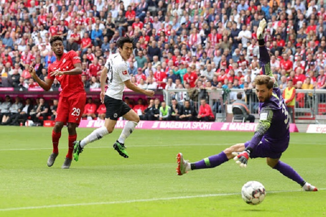 Bayern Munich vs Eintracht Frankfurt (3)
